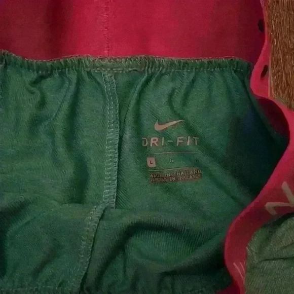 NIKE girl shorts - Picture 2 of 3